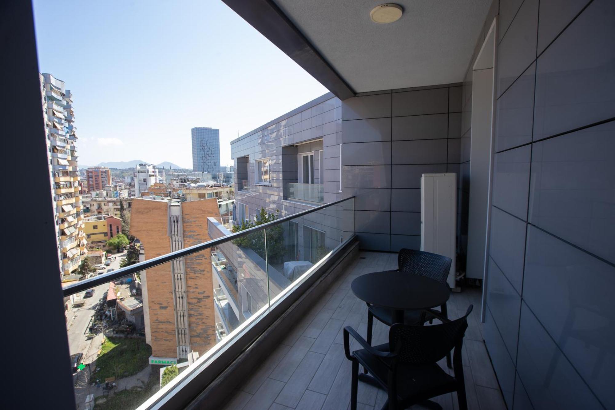 Ginger Home Tirana Exteriör bild